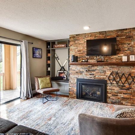 Ski-Inandout And Golf Condo With Aandc At Holiday Valley! 엘리콧빌 외부 사진