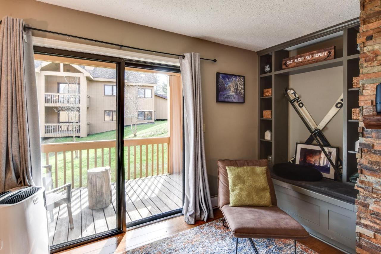 Ski-Inandout And Golf Condo With Aandc At Holiday Valley! 엘리콧빌 외부 사진